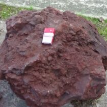 ROCHE DE LAVE (pouzzolane)
