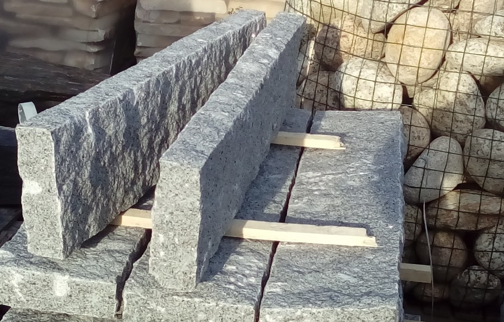 Distribution De Baron Noir PA 005 BORDURE DE GRANIT (sur commande) - DPI