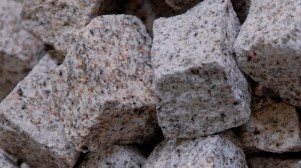 PAG 004 pavé granit noir 8-10 cm (2)